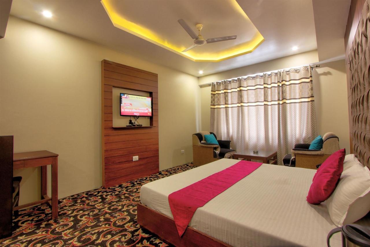 Hotel Neelam 3*