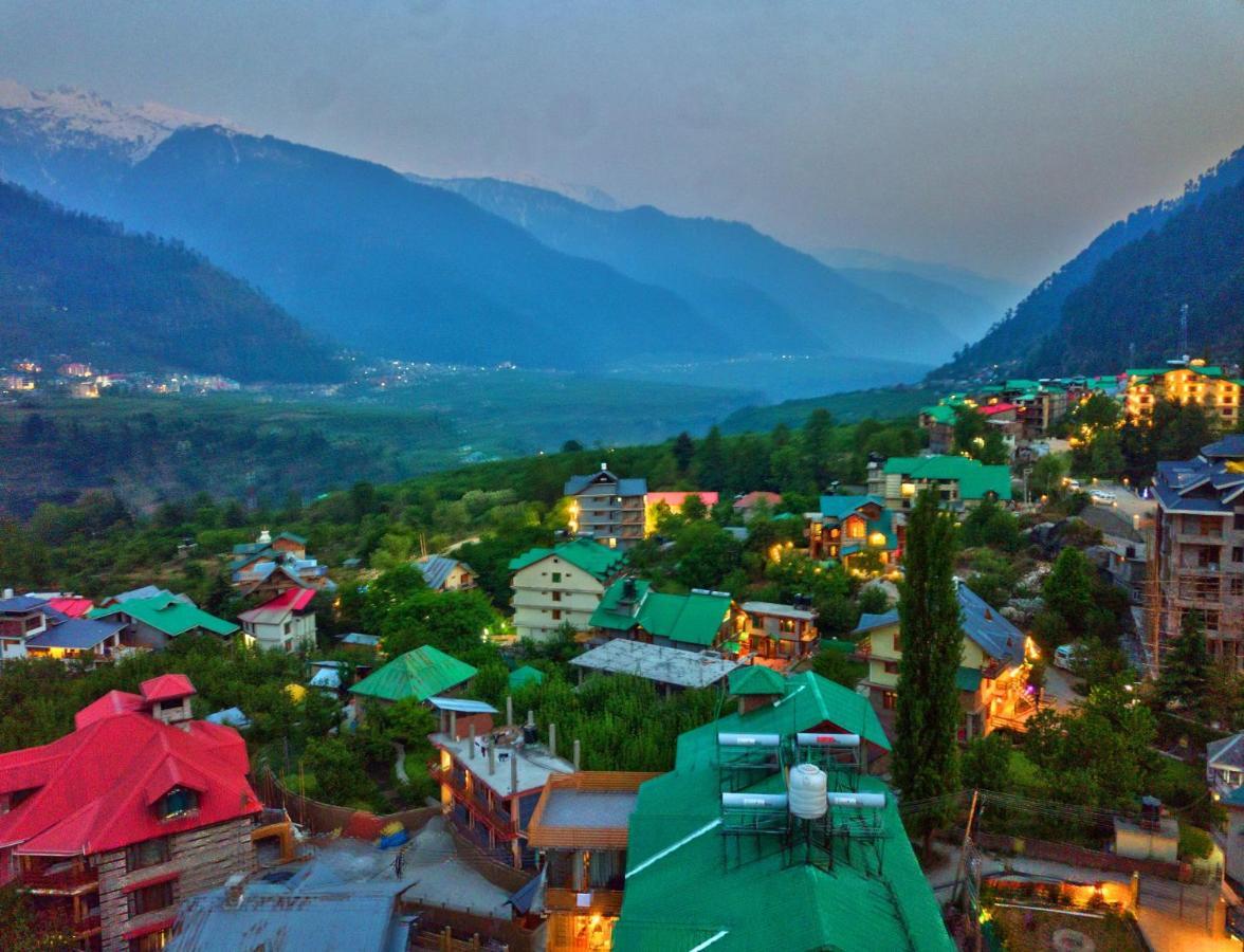 Swastik Grand 3* Manali (Himachal Pradesh)
