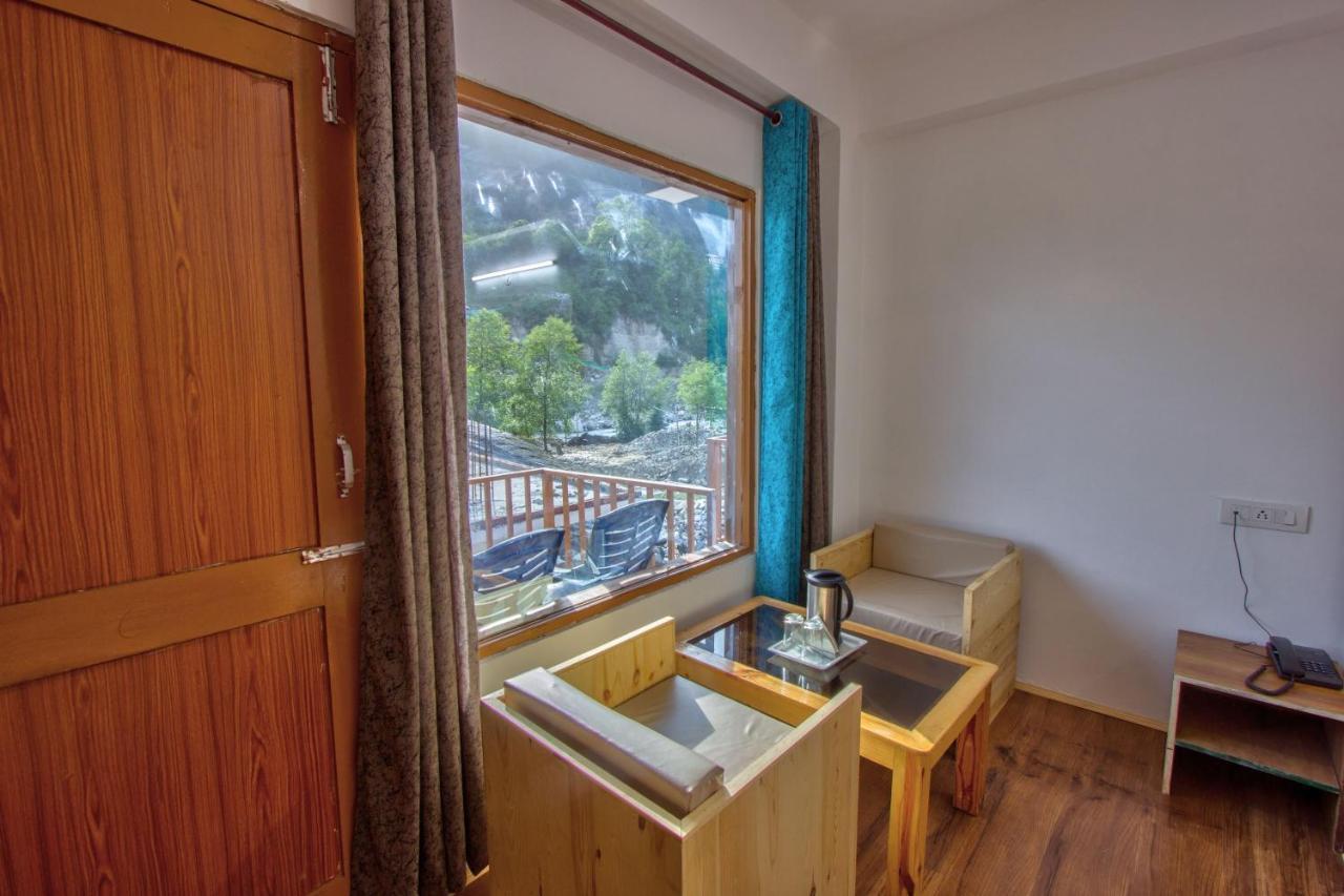 Beas River Retreat Hotel 3*