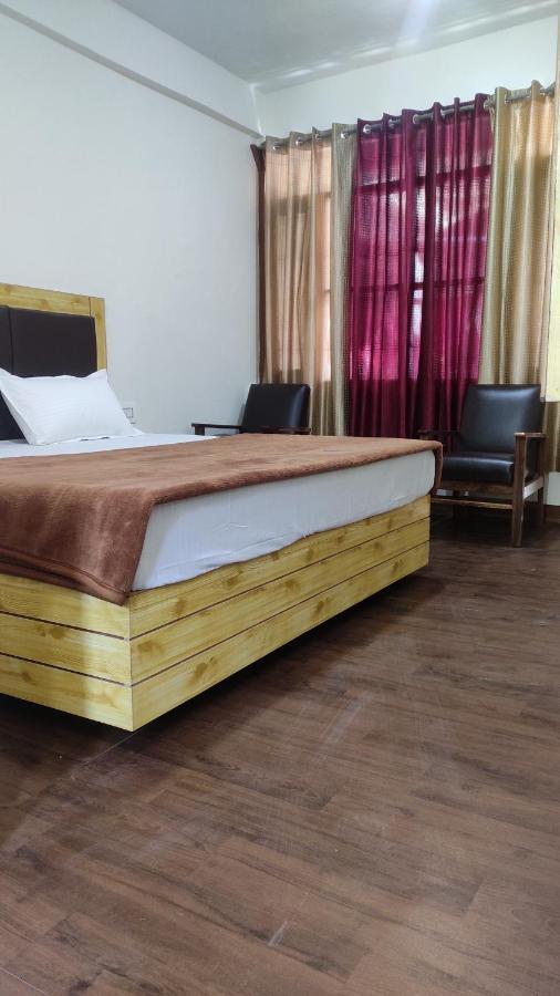 The Prasher Mall Road Bed & Breakfast