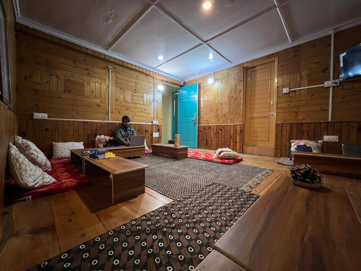 The Vagabond * Manali (Himachal Pradesh)