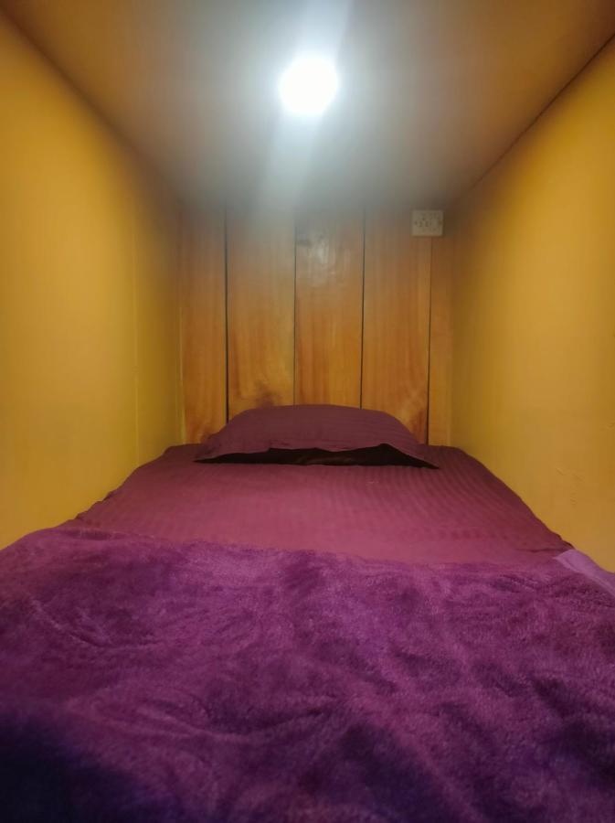 Indian Backpackers Hostel *