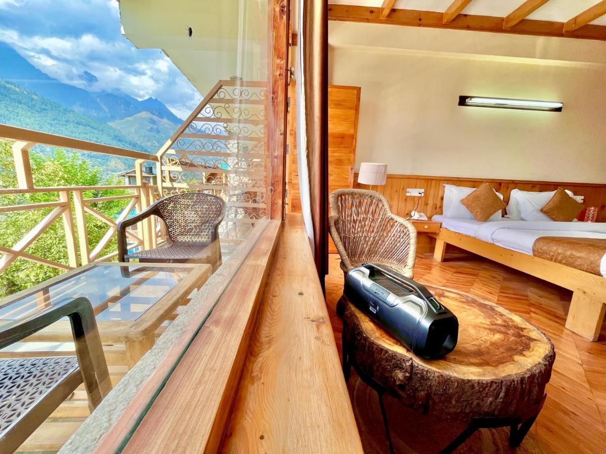 Valley Of Gods, Vashisht Hotel