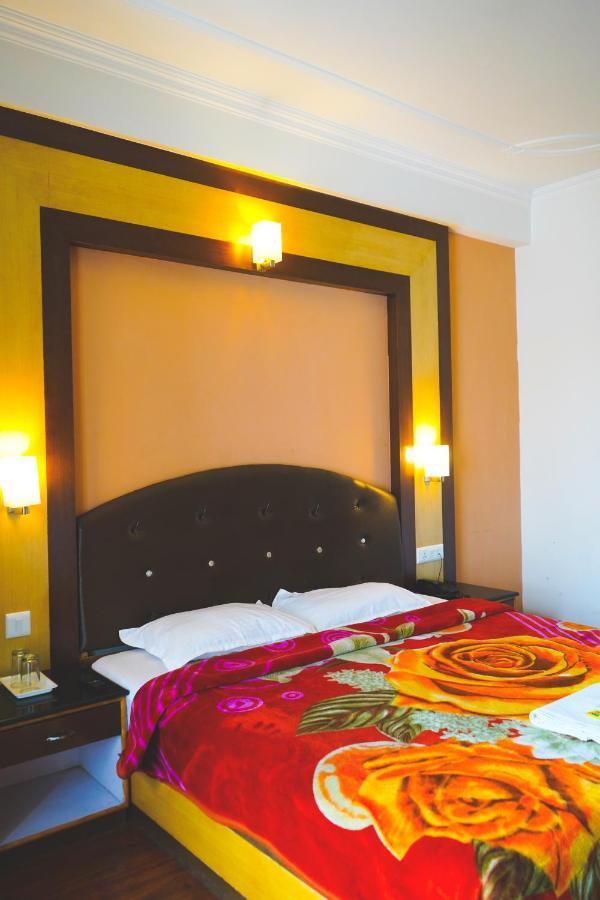Hotel Akash Regency 3*