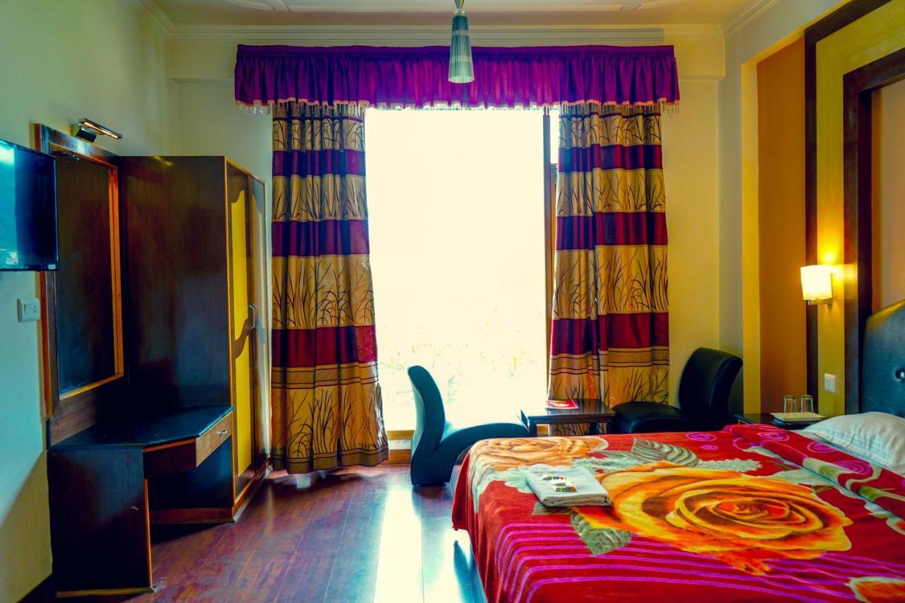 Hotel Akash Regency Manali (Himachal Pradesh)