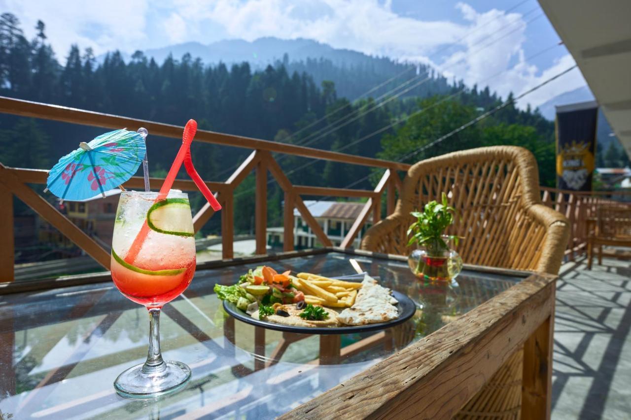 The Mad King's House & Cafe Guest house Manali (Himachal Pradesh)