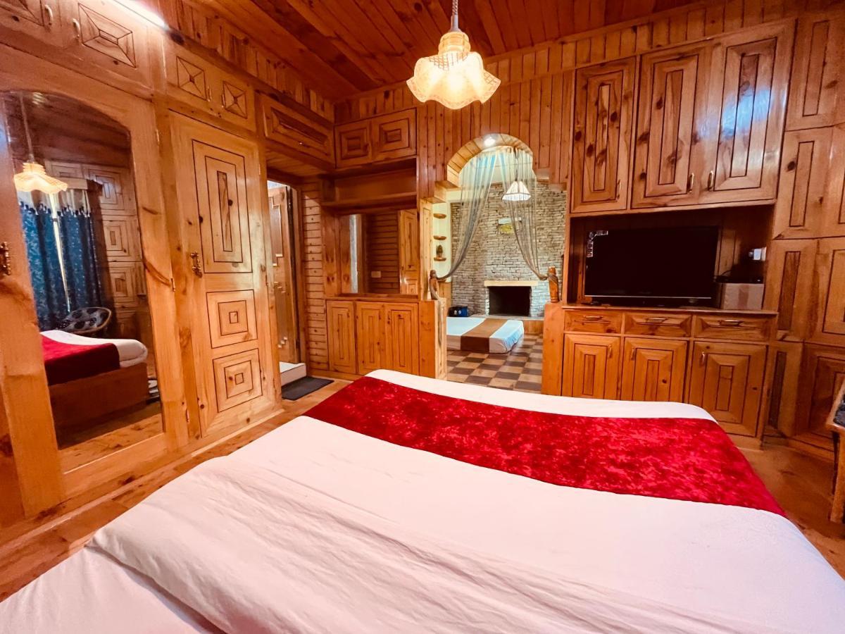 Hotel Ram Cottage, - Of The Year Manali (Himachal Pradesh)