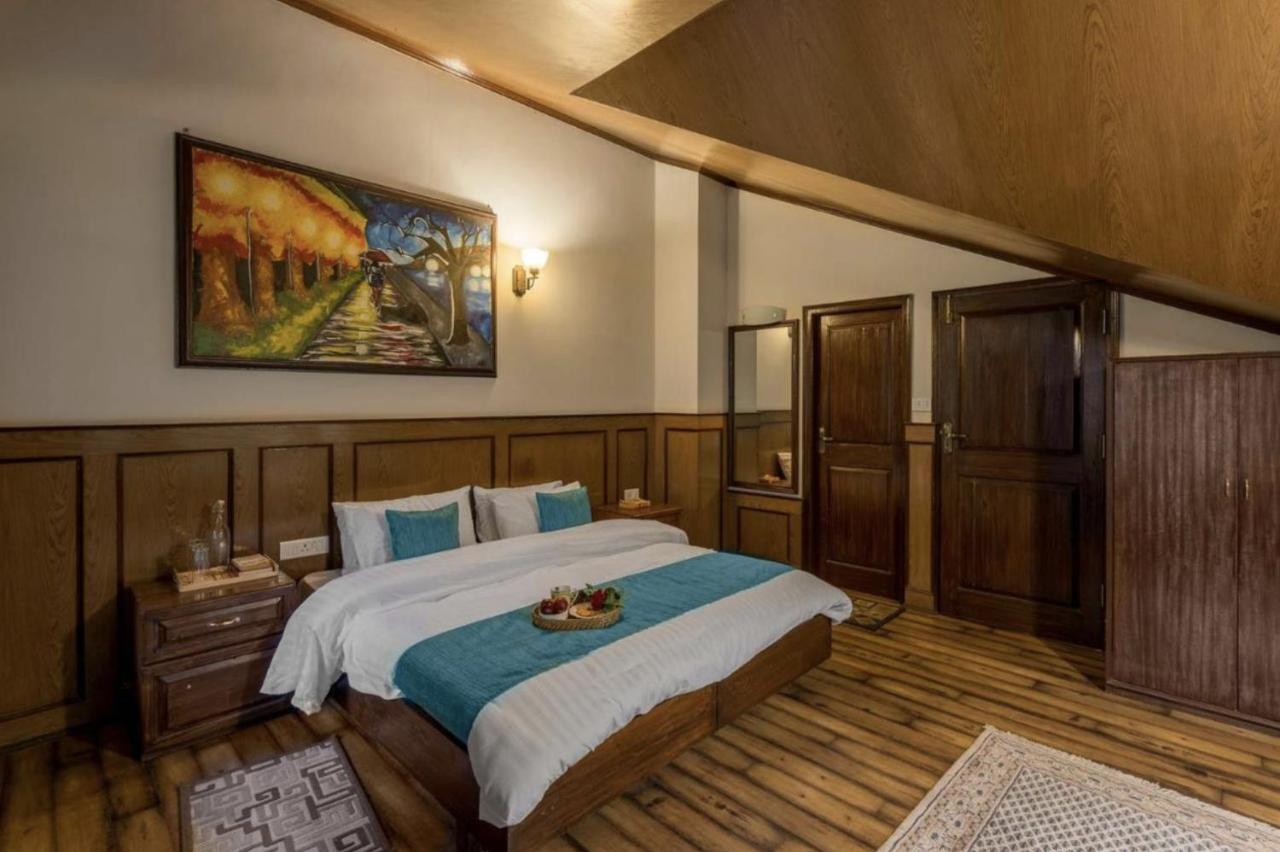 Himalayan Mansion Luxury By The Mall Lodge Manali (Himachal Pradesh)