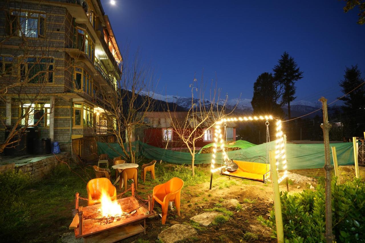 Hotel Ram Cottage, - Of The Year Manali (Himachal Pradesh)