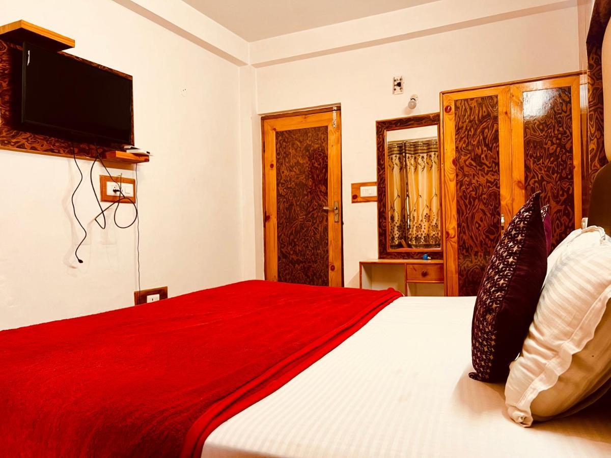 Hotel Solitaire - A Few Steps From Mall Road