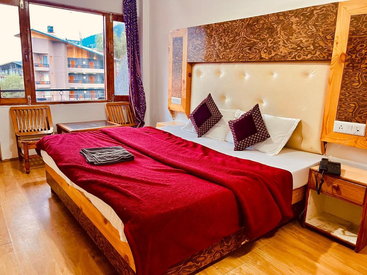 Hotel Solitaire - A Few Steps From Mall Road 4*