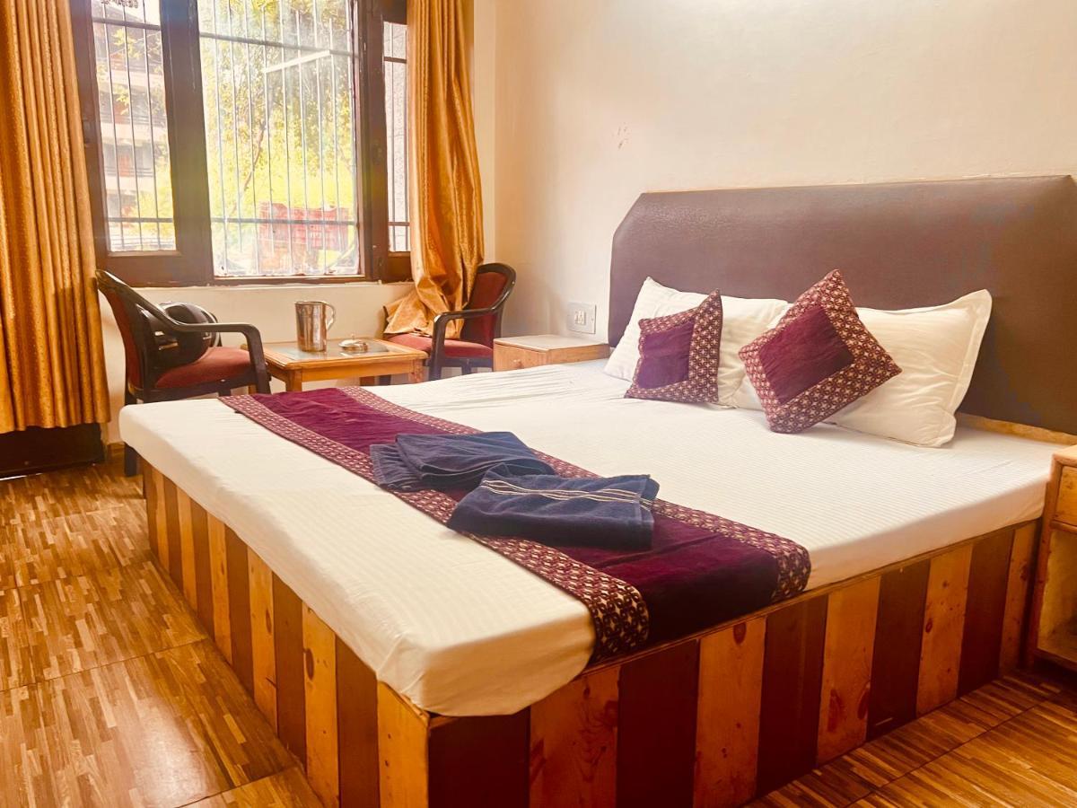 Solitaire - A Few Steps From Mall Road Manali (Himachal Pradesh)
