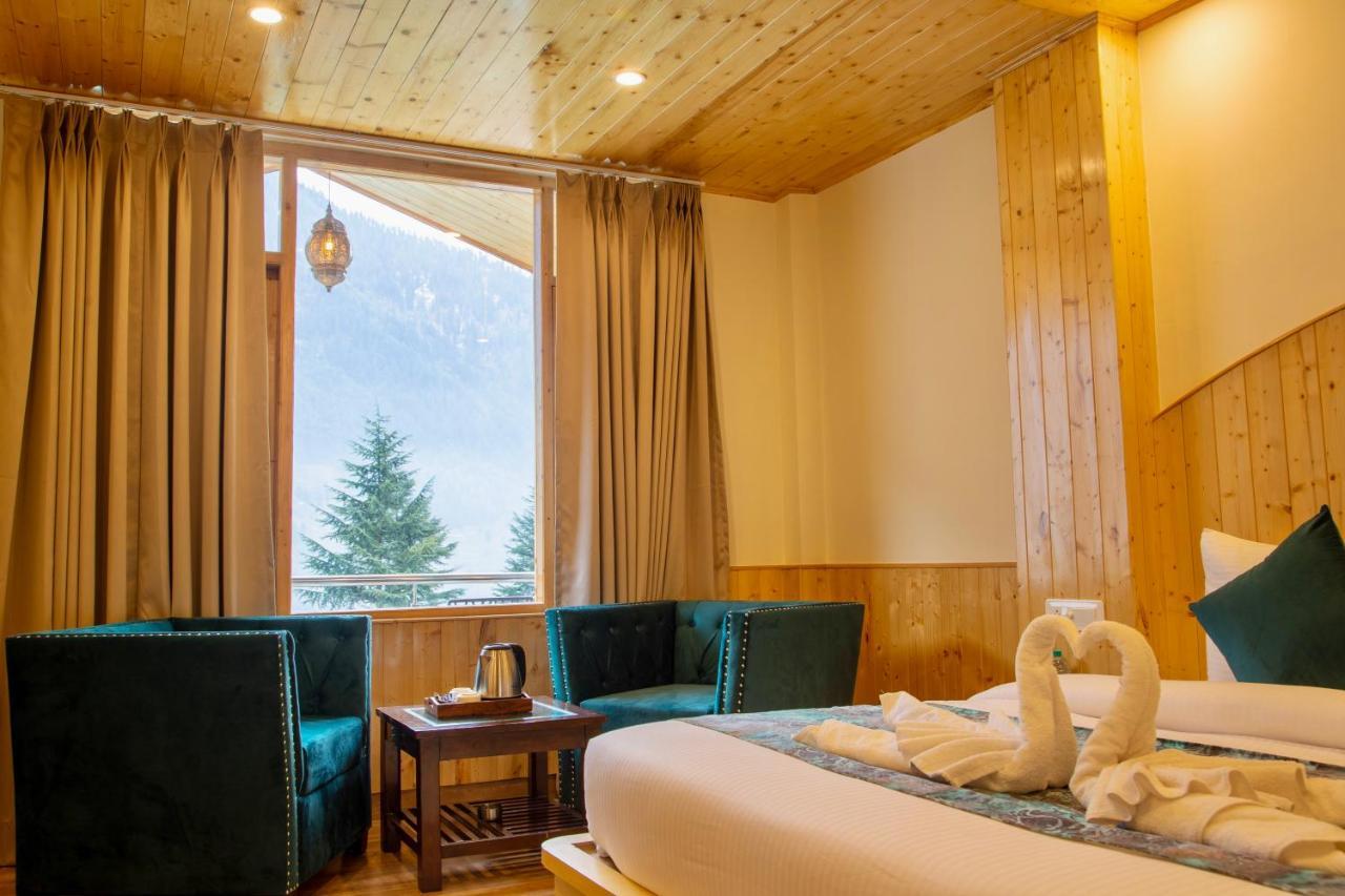 North Deodar Avenue, * Manali (Himachal Pradesh)