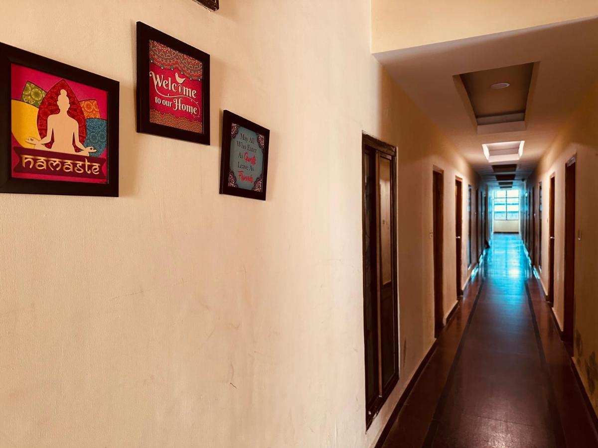 Hotel Grand Kalinga - Near Volvo Bus Stand 3*