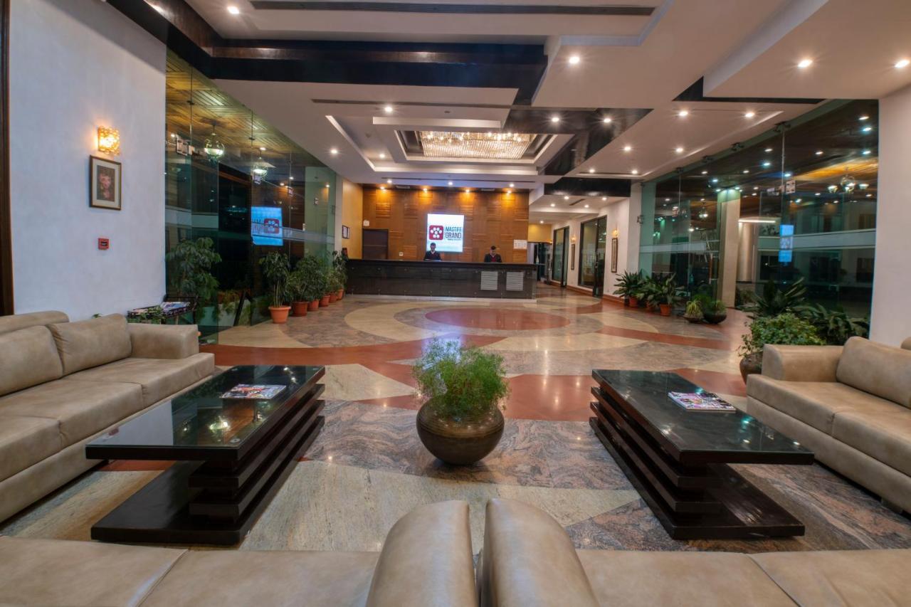 Mastiff Grand Resort 4*