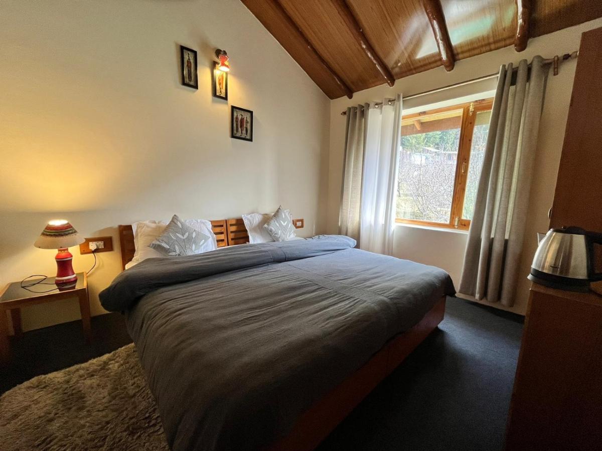 The Hideout - Hiraeth Hostel Manali (Himachal Pradesh)