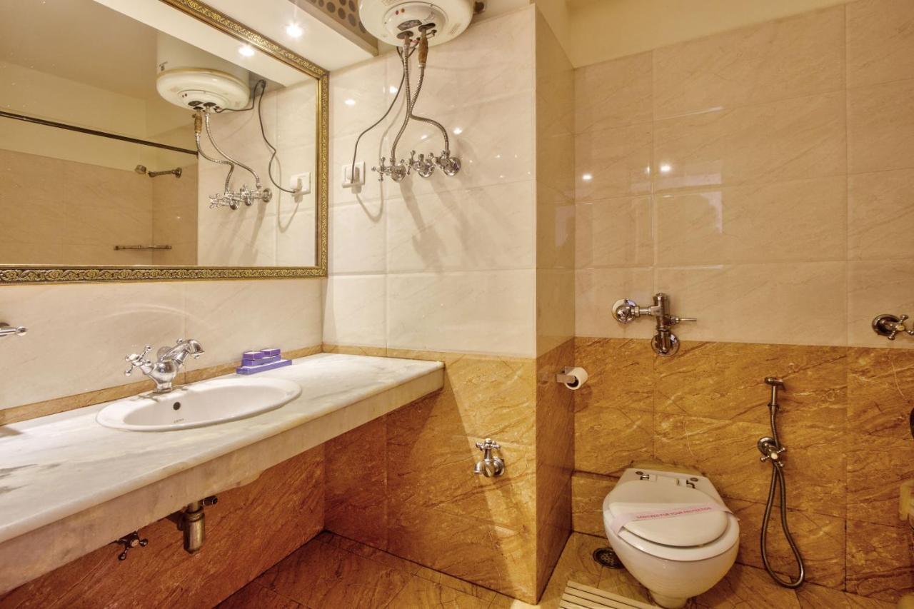 Hotel Kanishka 200m From Mall Road 4*