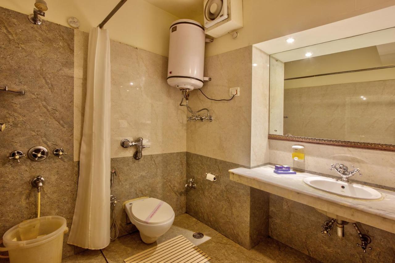 Kanishka 200m From Mall Road Hotel Manali (Himachal Pradesh)