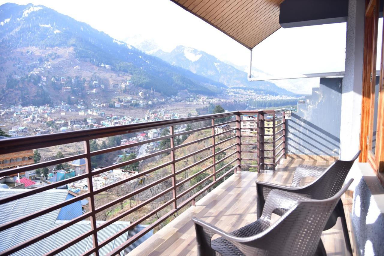 Chandertal Regency & 3*