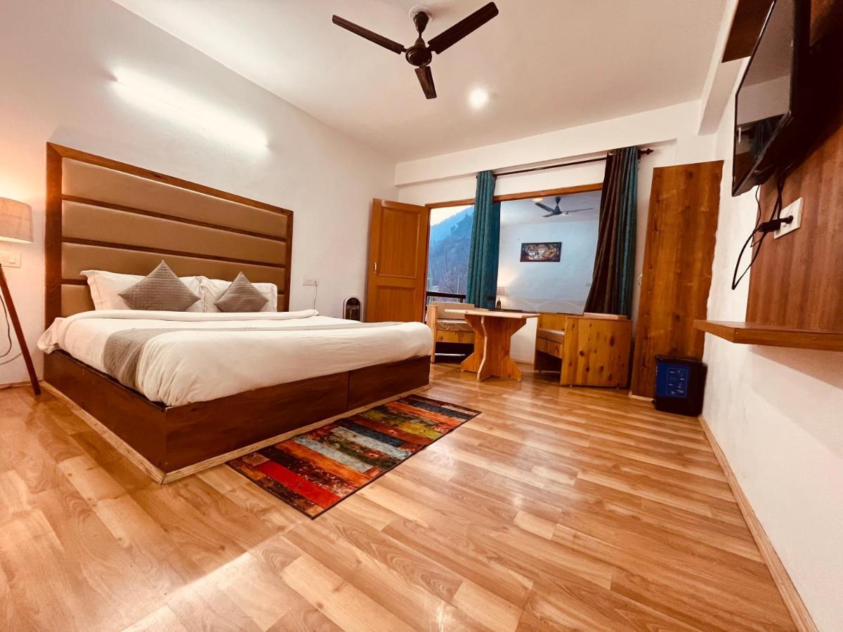 Beas Riverside Resort, 4* Manali (Himachal Pradesh)