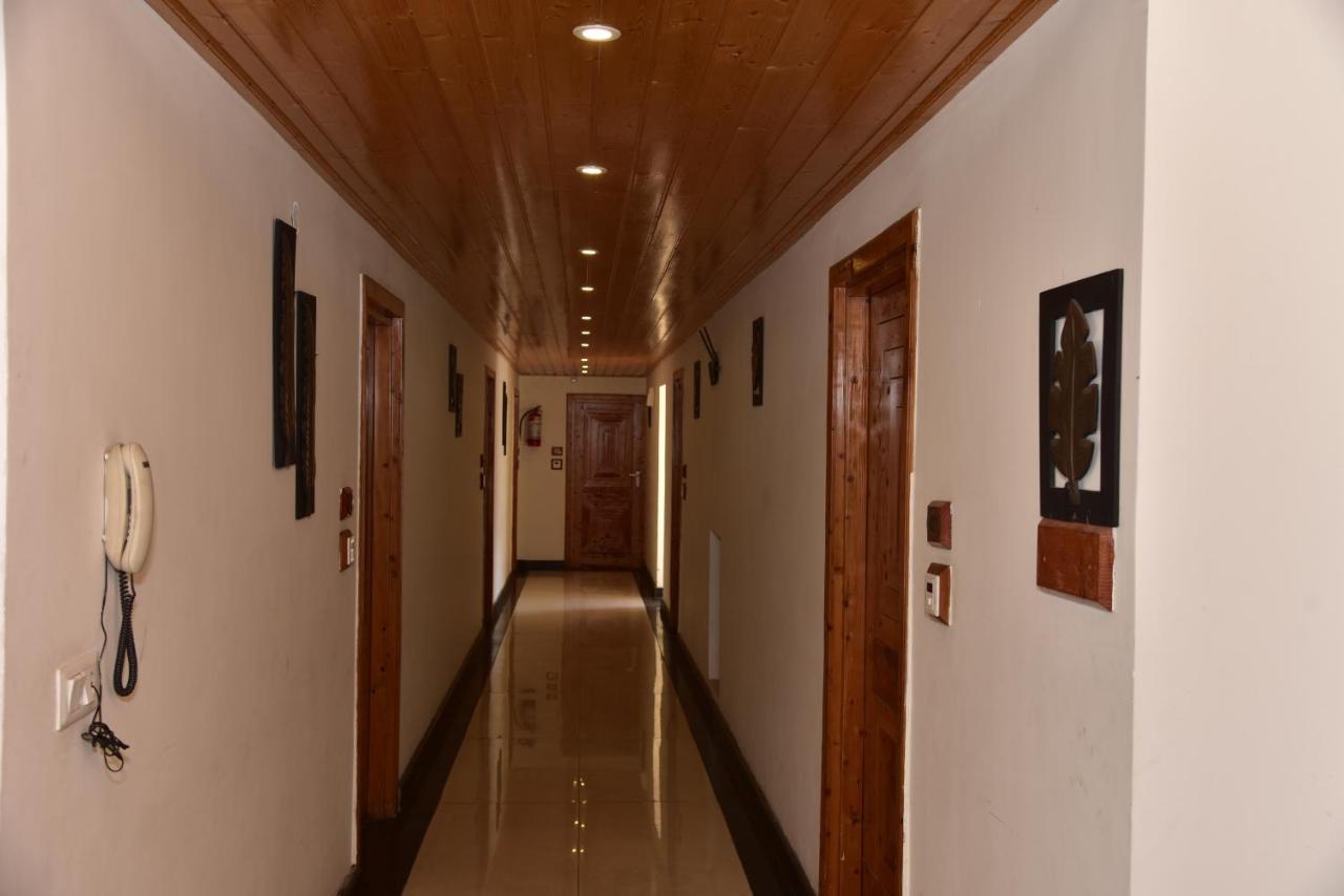 Hotel Chandertal Regency & Manali (Himachal Pradesh)