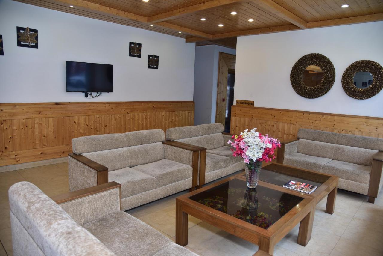 Chandertal Regency & 3* Manali (Himachal Pradesh)