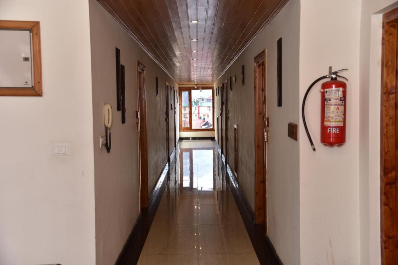 Chandertal Regency & Hotel Manali (Himachal Pradesh)