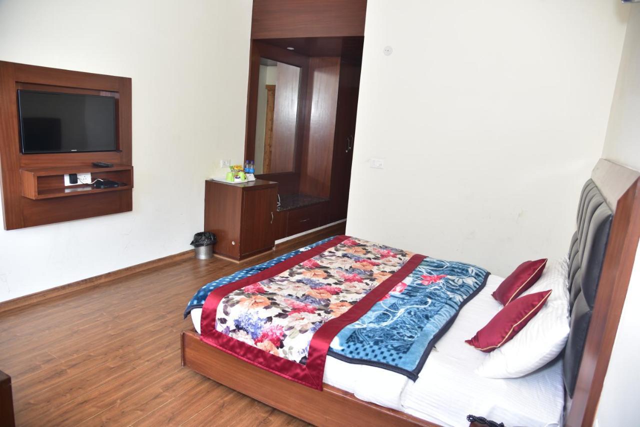 Chandertal Regency & Hotel Manali (Himachal Pradesh)
