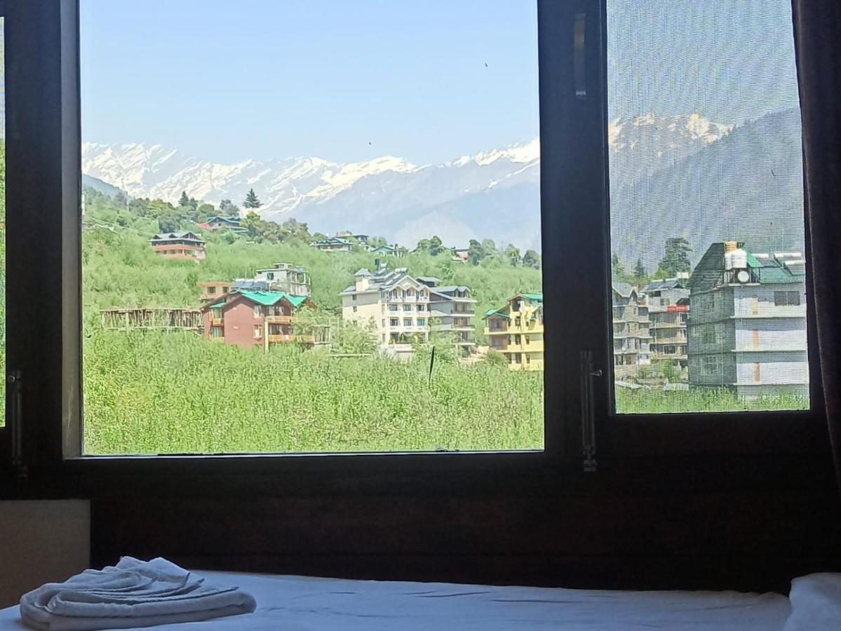 Hotel Misty Mountain Manali (Himachal Pradesh)