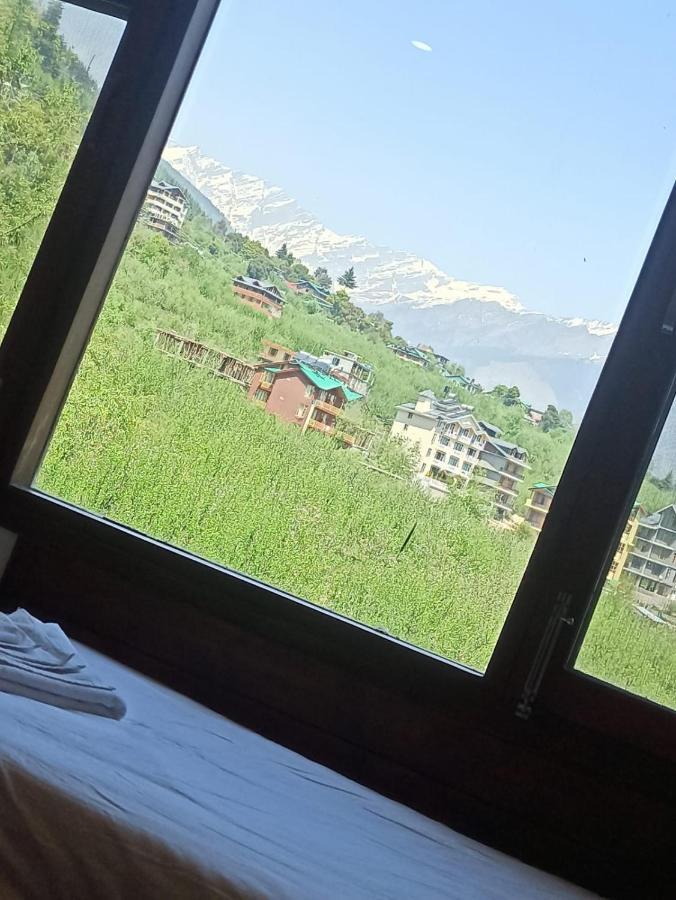 Misty Mountain 3*