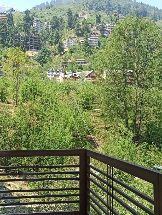 Hotel Misty Mountain 3*