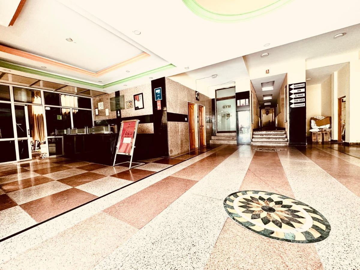 Grand Kalinga - Near Volvo Bus Stand Hotel