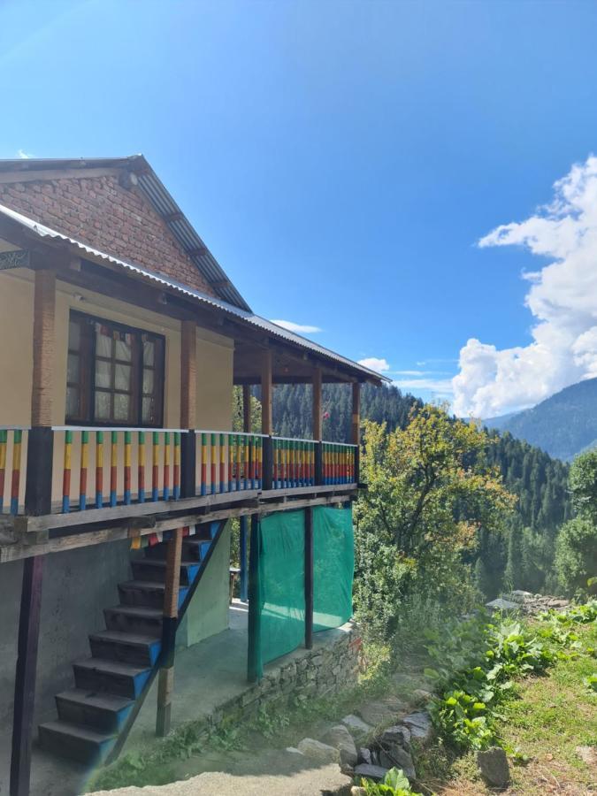 Ahorastays Homestay Manali (Himachal Pradesh)