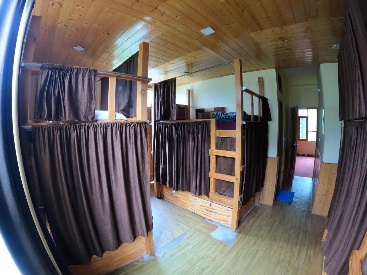 Indian Backpackers * Manali (Himachal Pradesh)