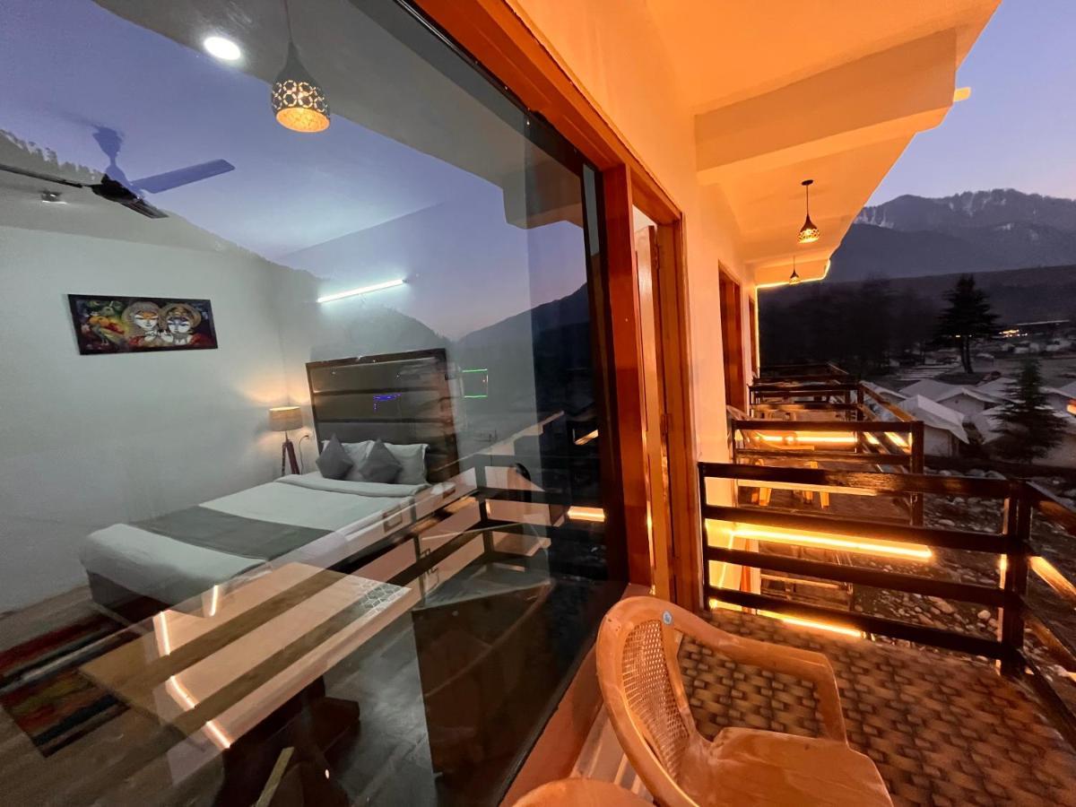 Hotel Beas River Retreat - A Riverside With Balcony