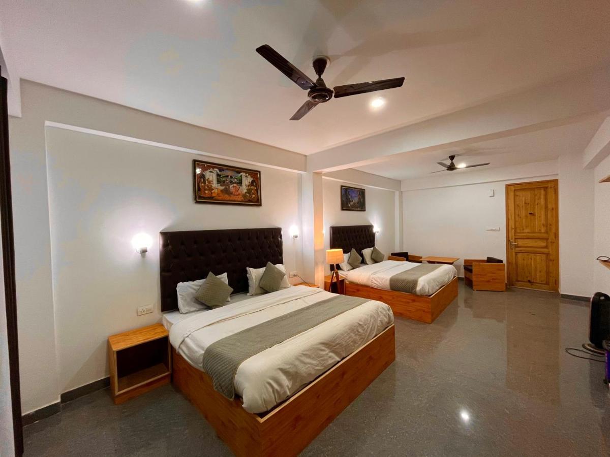 Beas River Retreat - A Riverside With Balcony