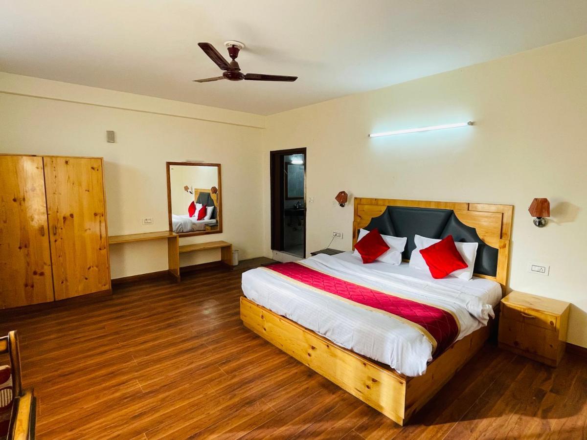 Radhika Inn Manali (Himachal Pradesh)