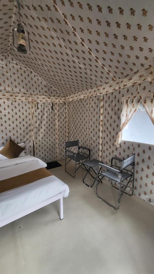Luxury tent 