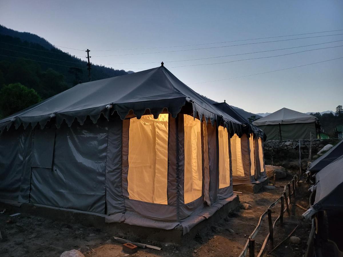 Luxury tent 