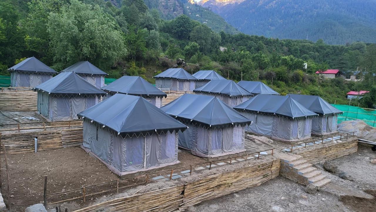 Luxury tent 