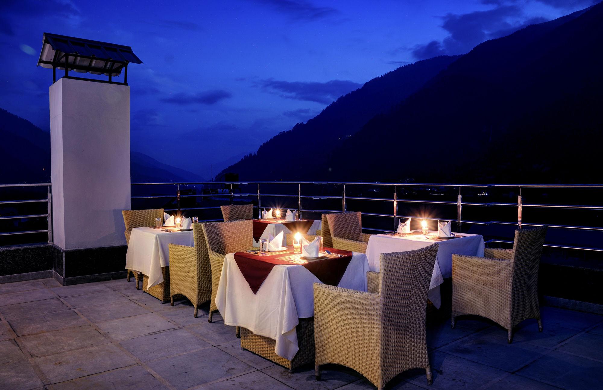 Chandertal Regency & Hotel 3*