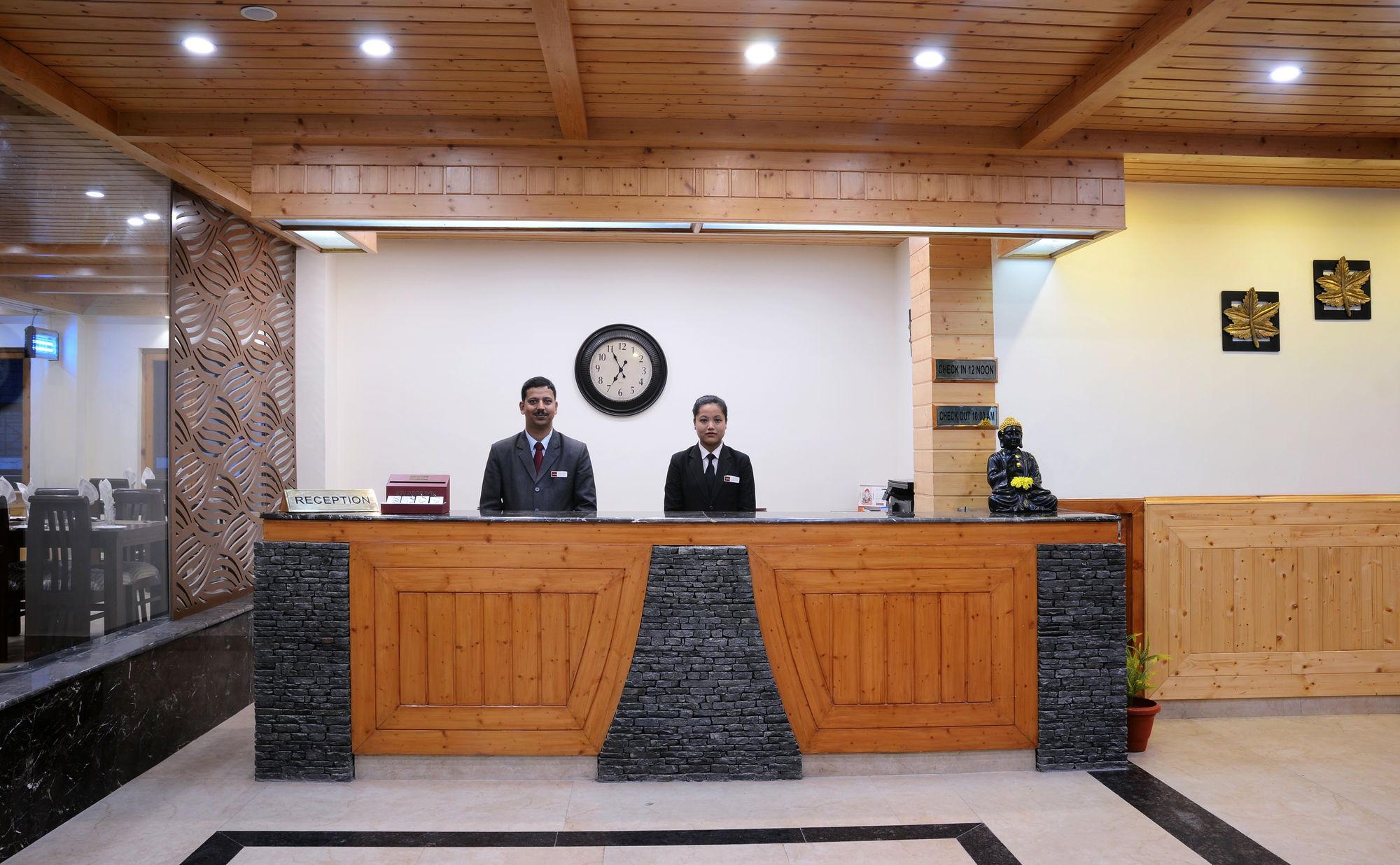 Chandertal Regency & Hotel 3*