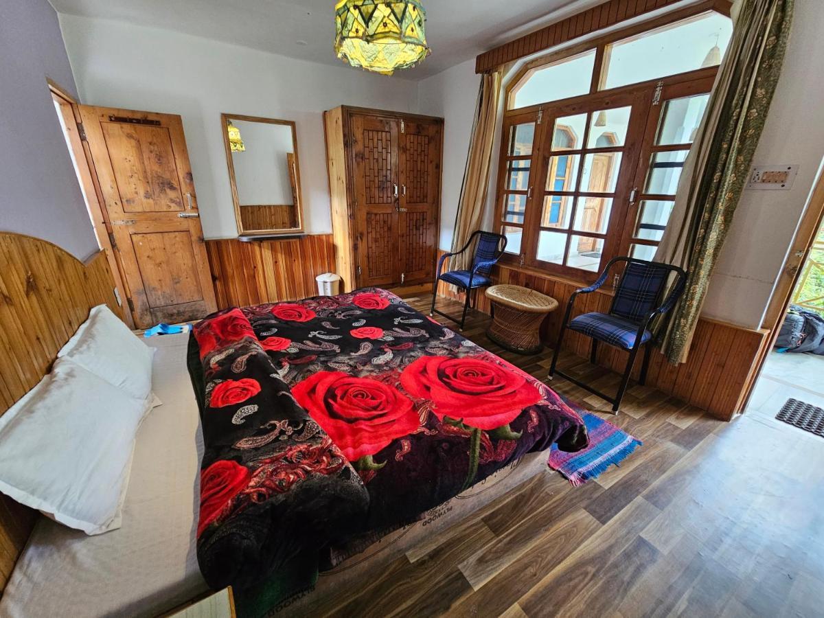 Orchards House - The Hidden Tribe Guest house Manali (Himachal Pradesh)