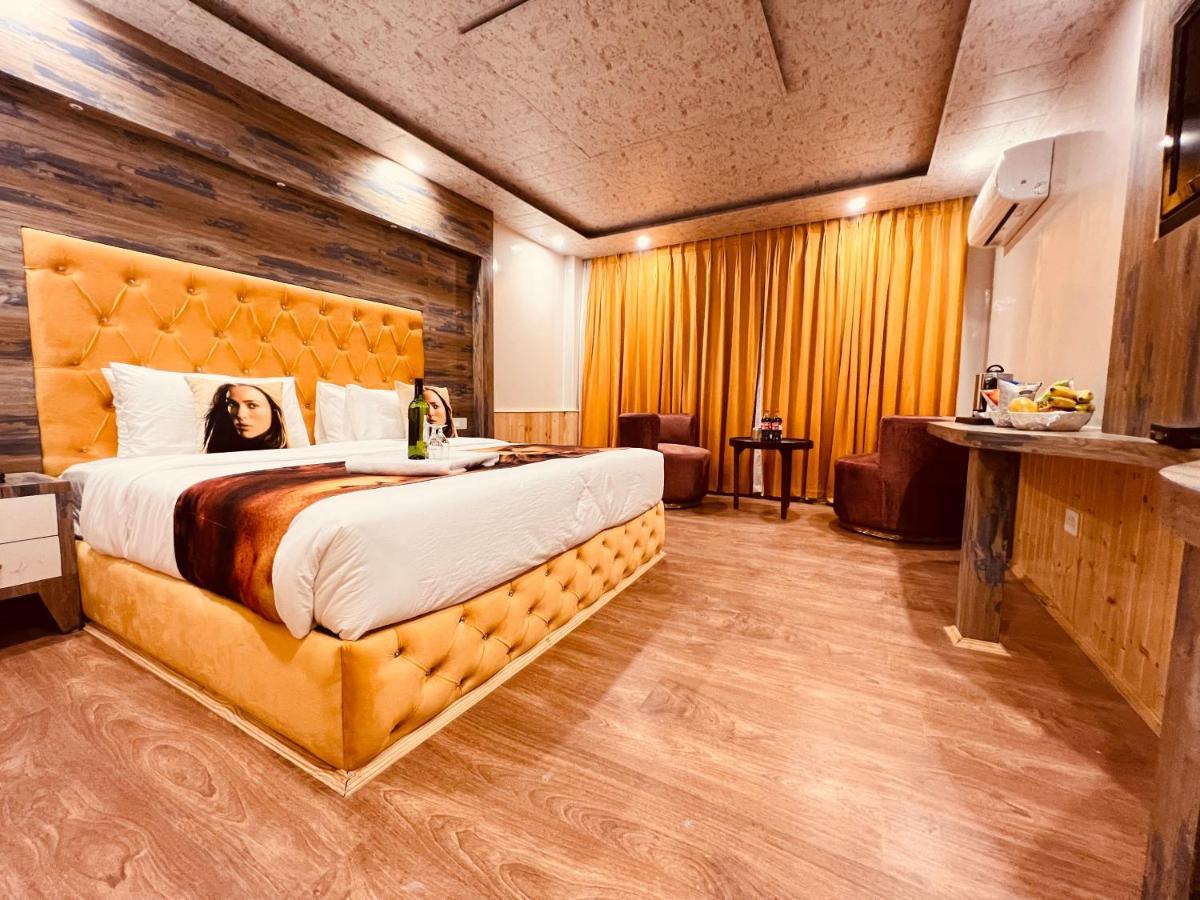 Hill River By West Western Resort 4*