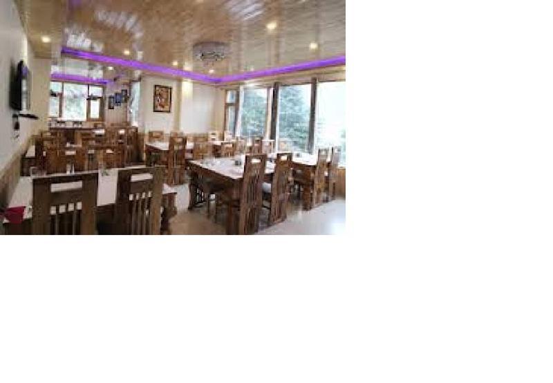 Grand Oasis Hotel