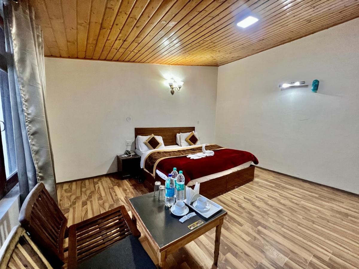 Silver Land-manali