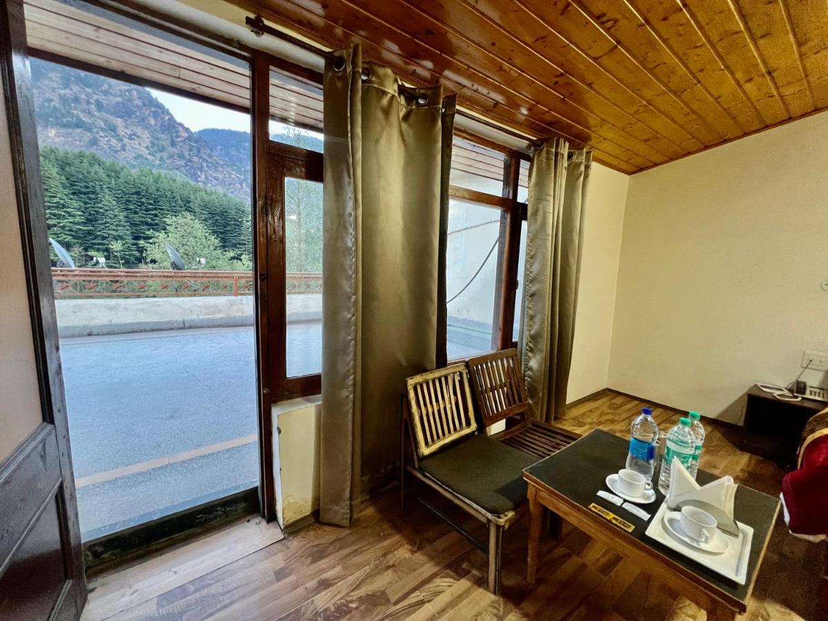 Hotel Silver Land-manali Manali (Himachal Pradesh)