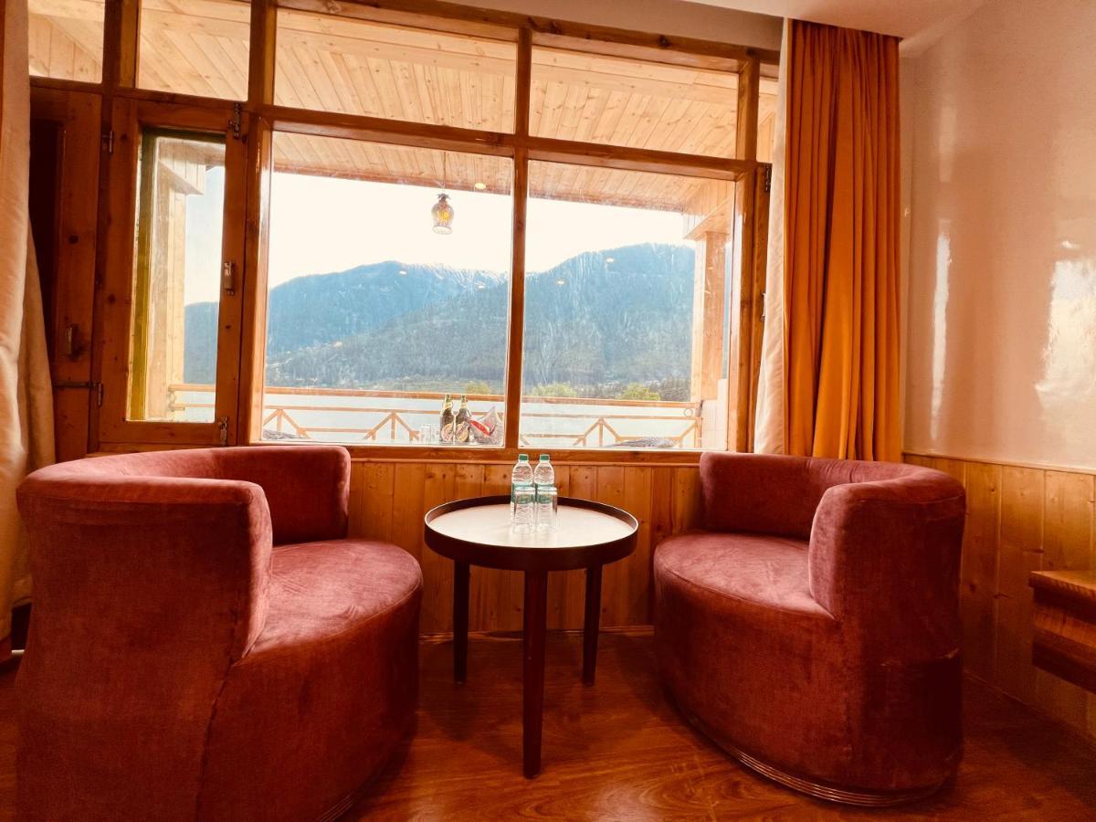 Hill River - Heated & Air Cooled, Near Mall Road - Parking, Lawn, Playing Zone & Much - Couple Friendly Resort