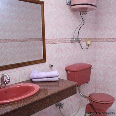 New Adarsh 2* Manali (Himachal Pradesh)