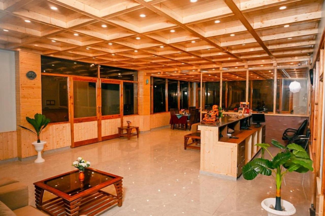 Hotel Old Retreat Manali (Himachal Pradesh)